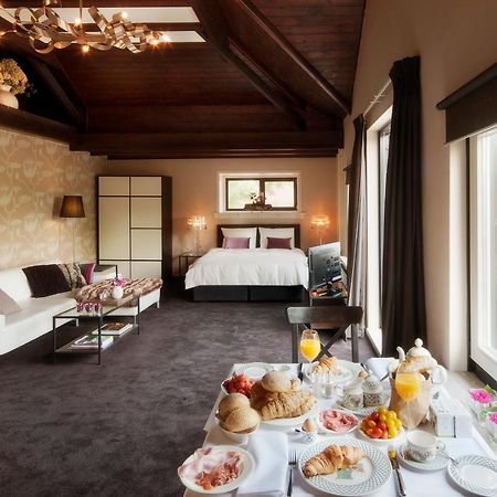Bed and Breakfast Aubergine Logeren & Dineren Tegelen Esterno foto