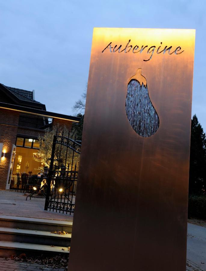 Bed and Breakfast Aubergine Logeren & Dineren Tegelen Esterno foto