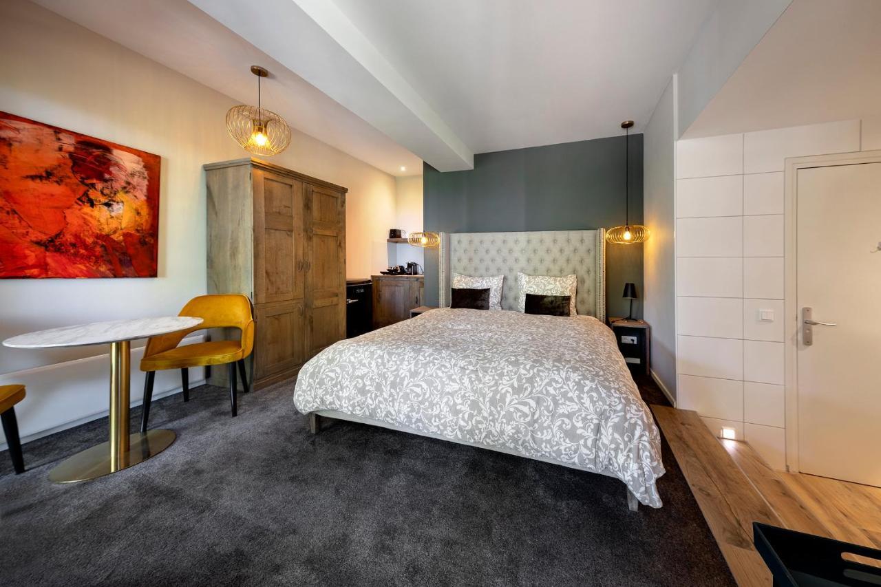 Bed and Breakfast Aubergine Logeren & Dineren Tegelen Esterno foto