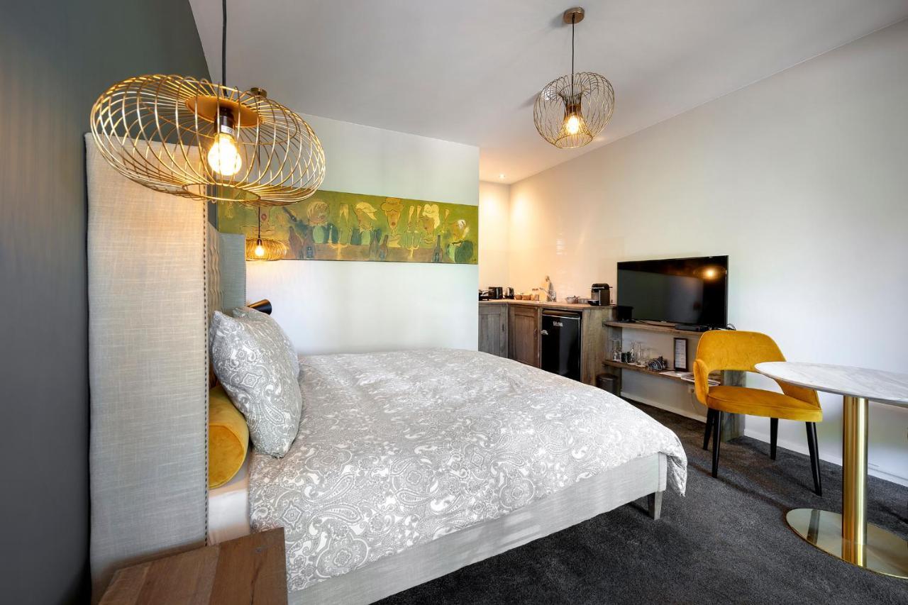 Bed and Breakfast Aubergine Logeren & Dineren Tegelen Esterno foto