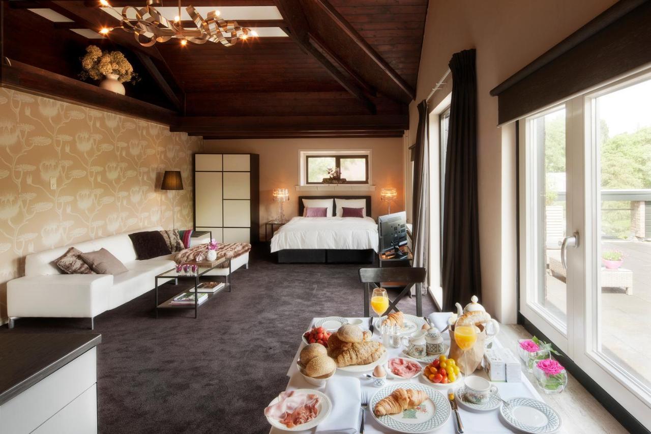 Bed and Breakfast Aubergine Logeren & Dineren Tegelen Esterno foto